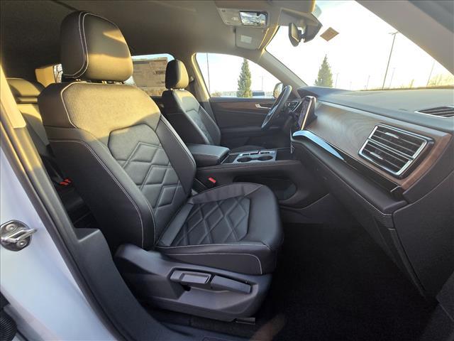 new 2026 Volkswagen Atlas car, priced at $39,682