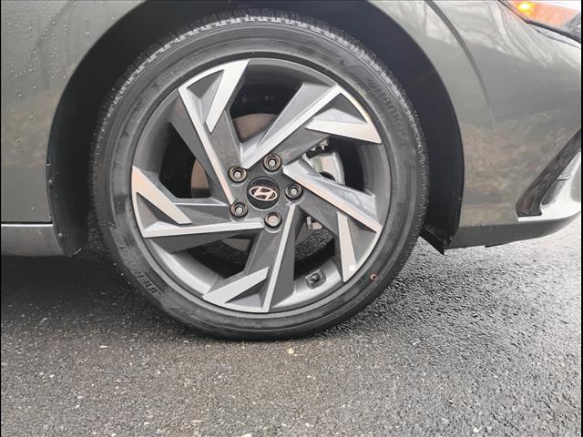 new 2025 Hyundai Elantra car, priced at $26,060