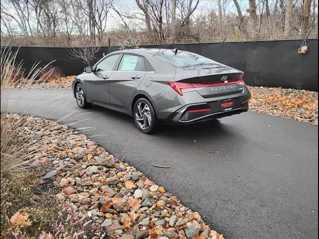 new 2025 Hyundai Elantra car, priced at $26,060