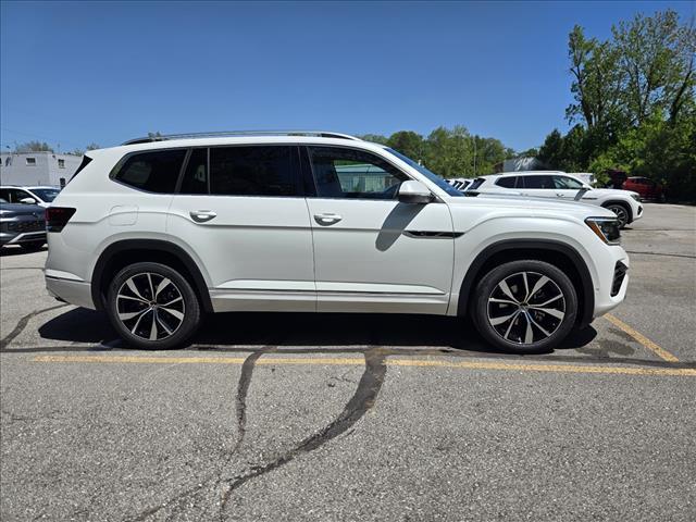 new 2026 Volkswagen Atlas car, priced at $51,118