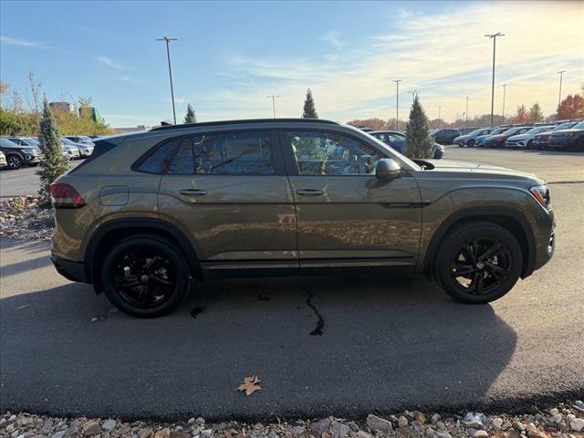 new 2026 Volkswagen Atlas Cross Sport car, priced at $51,509