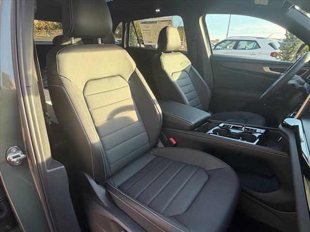 new 2026 Volkswagen Atlas Cross Sport car, priced at $51,509