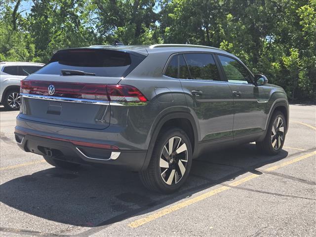 new 2026 Volkswagen Atlas Cross Sport car, priced at $43,332