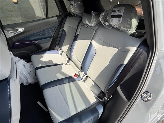 new 2025 Volkswagen ID.4 car, priced at $55,040