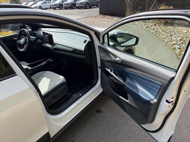 new 2025 Volkswagen ID.4 car, priced at $47,976