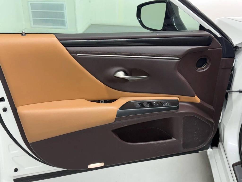 used 2019 Lexus ES 350 car, priced at $24,950