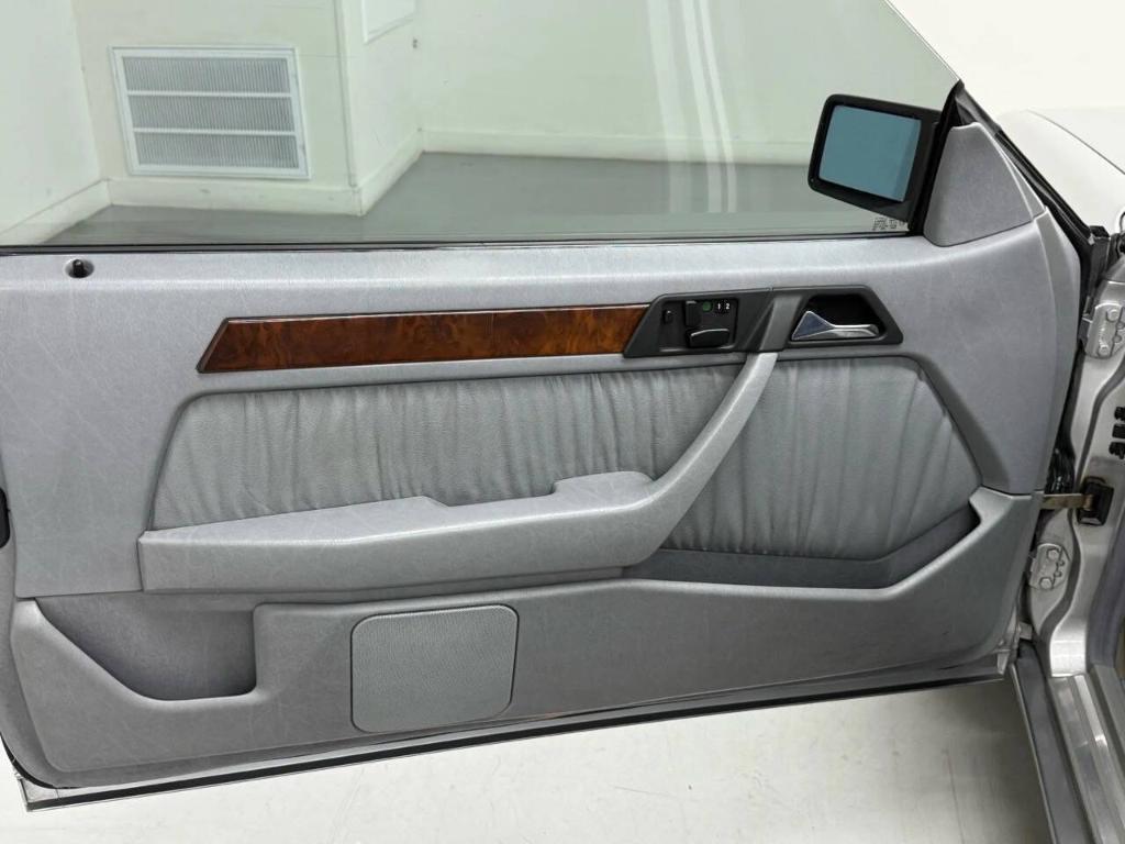 used 1995 Mercedes-Benz E-Class car, priced at $14,995