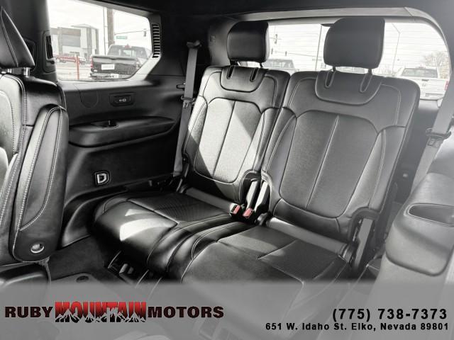 used 2024 Jeep Grand Cherokee L car, priced at $30,995
