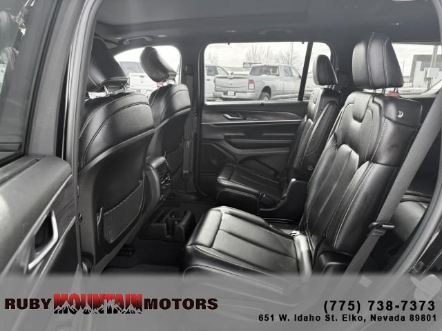 used 2024 Jeep Grand Cherokee L car, priced at $30,995