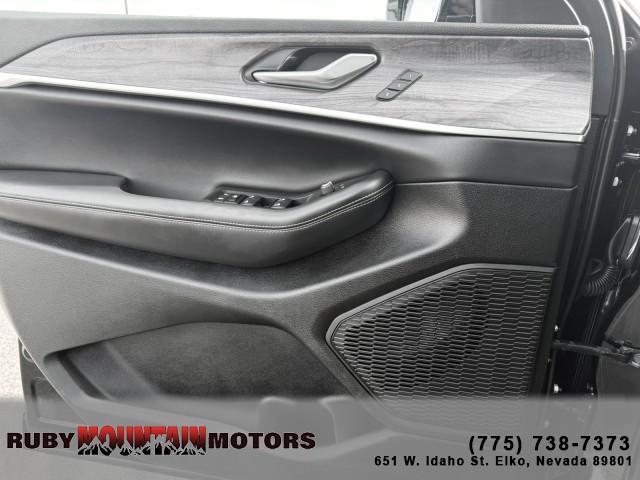 used 2024 Jeep Grand Cherokee L car, priced at $30,995