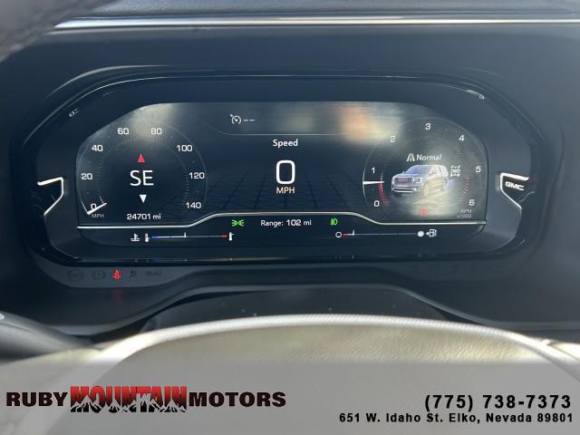 used 2024 GMC Yukon car, priced at $69,995