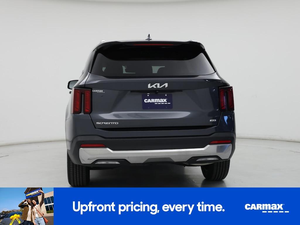 used 2024 Kia Sorento car, priced at $28,998