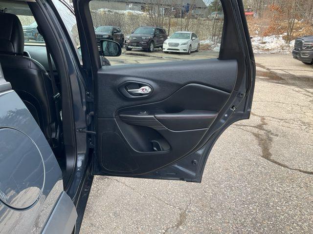 used 2017 Jeep Cherokee car, priced at $15,995