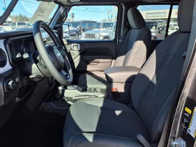new 2025 Jeep Wrangler car, priced at $39,570