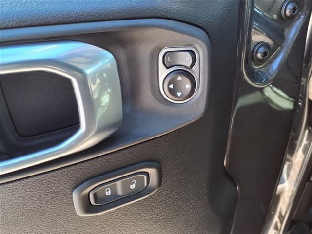 new 2025 Jeep Wrangler car, priced at $39,570