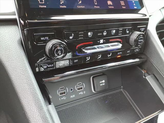 new 2025 Jeep Grand Cherokee L car, priced at $53,260