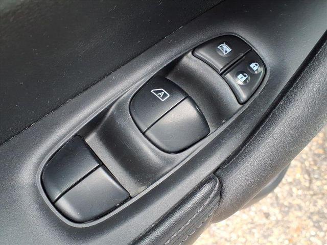 used 2019 Nissan Rogue car, priced at $14,059