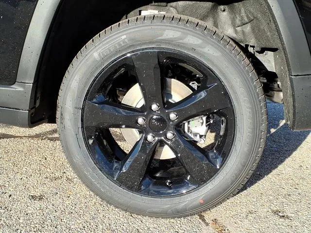 new 2025 Jeep Grand Cherokee car, priced at $48,410