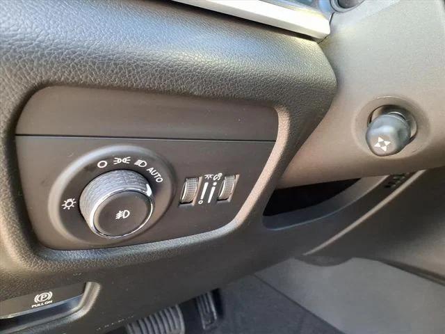 new 2025 Jeep Grand Cherokee car, priced at $48,410