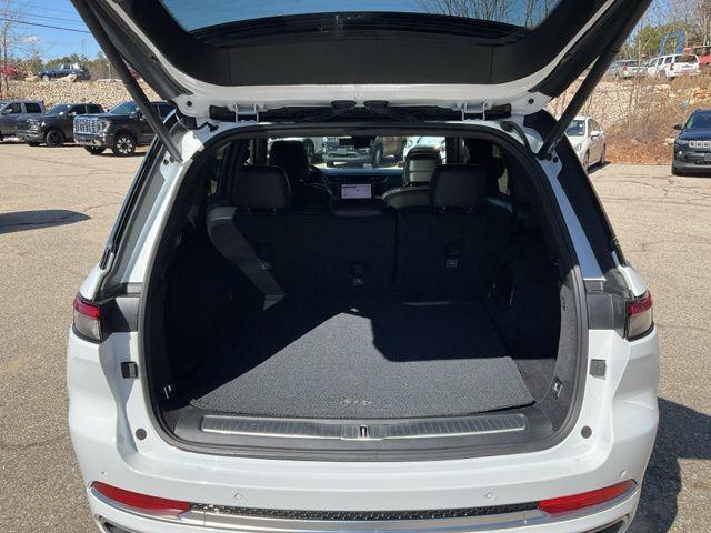 used 2024 Jeep Grand Cherokee car, priced at $47,675