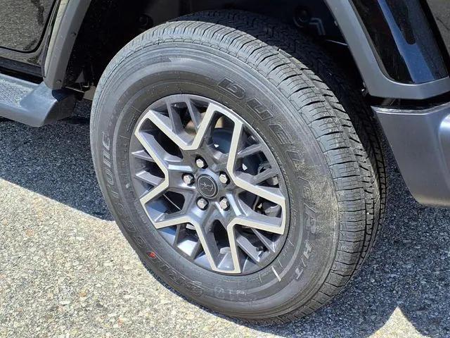 new 2025 Jeep Wrangler car, priced at $49,620