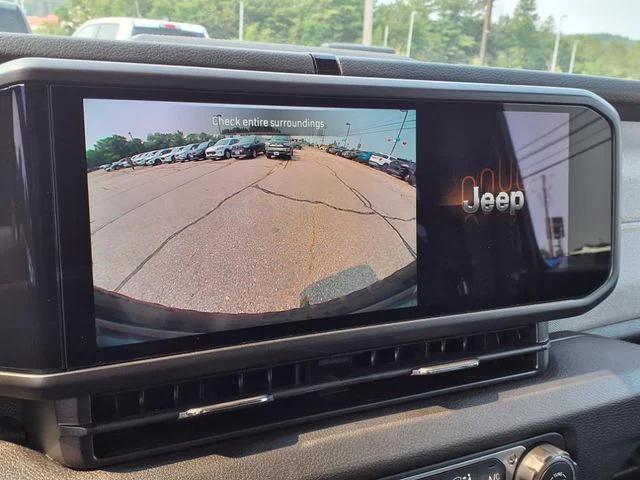 new 2025 Jeep Wrangler car, priced at $42,960