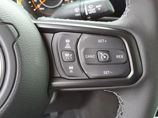 new 2025 Jeep Gladiator car, priced at $46,920