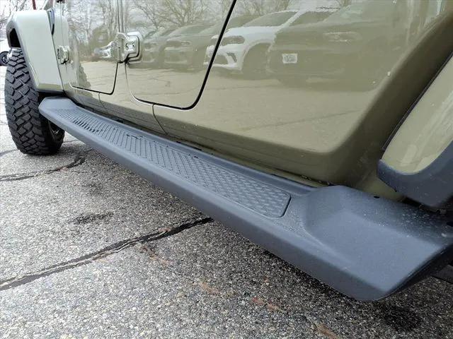 new 2025 Jeep Gladiator car, priced at $46,920