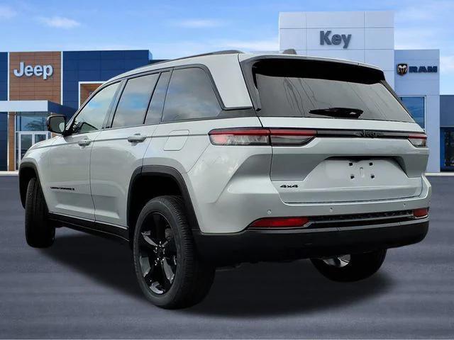 new 2025 Jeep Grand Cherokee car, priced at $39,125