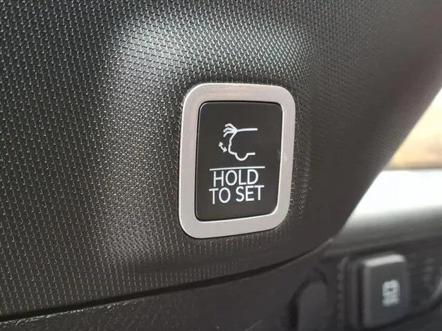 new 2025 Jeep Grand Cherokee car, priced at $42,625