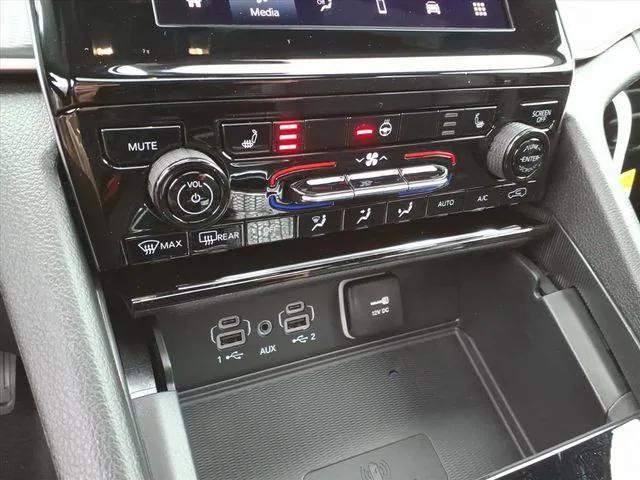 new 2025 Jeep Grand Cherokee car, priced at $42,625