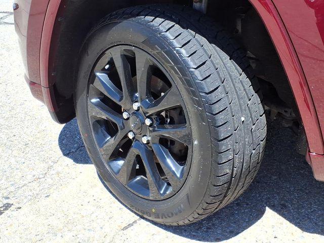 used 2018 Jeep Grand Cherokee car, priced at $18,285