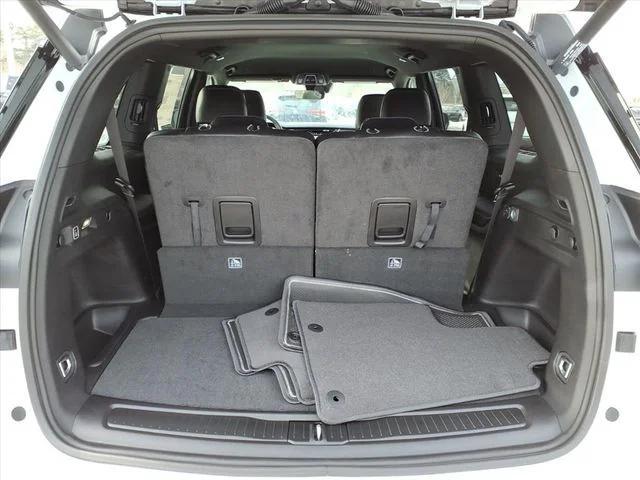 new 2025 Jeep Grand Cherokee L car, priced at $47,625