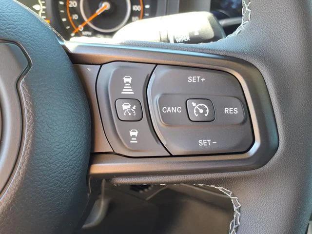 new 2025 Jeep Gladiator car, priced at $46,920