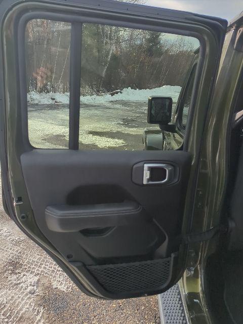 used 2021 Jeep Wrangler Unlimited car, priced at $26,995