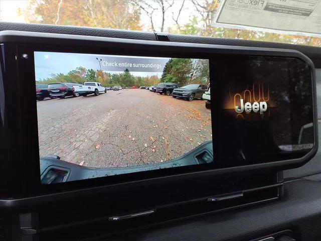 new 2025 Jeep Gladiator car, priced at $46,315