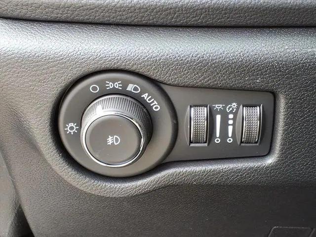 new 2026 Chrysler Pacifica car, priced at $47,245