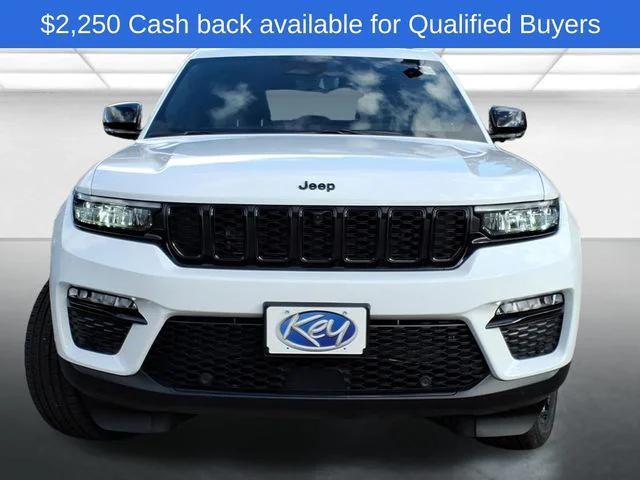 new 2025 Jeep Grand Cherokee car, priced at $47,815