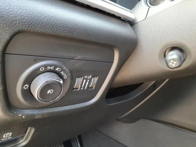 new 2025 Jeep Grand Cherokee car, priced at $47,815