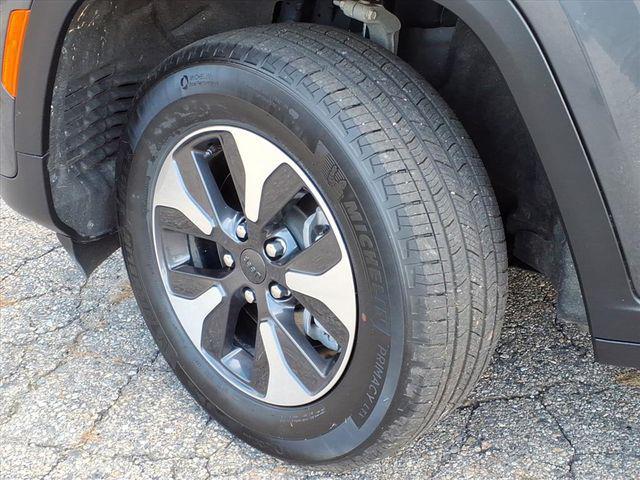 used 2024 Jeep Grand Cherokee 4xe car, priced at $28,999