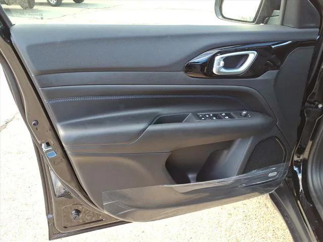 new 2026 Jeep Compass car, priced at $37,270