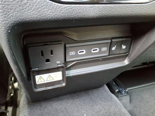 new 2026 Jeep Grand Cherokee car, priced at $44,500