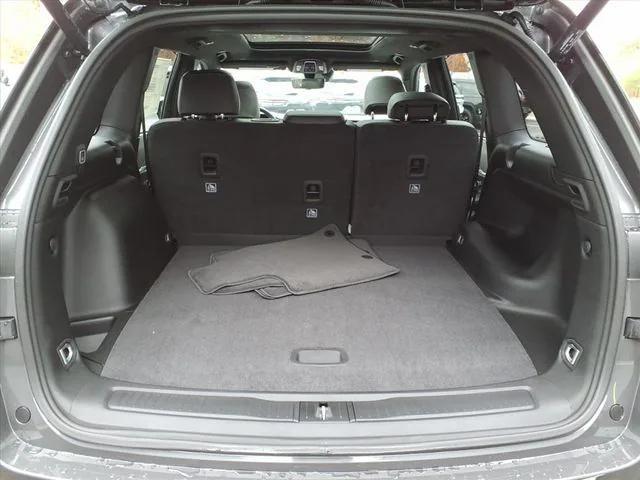 new 2025 Jeep Grand Cherokee car, priced at $48,410