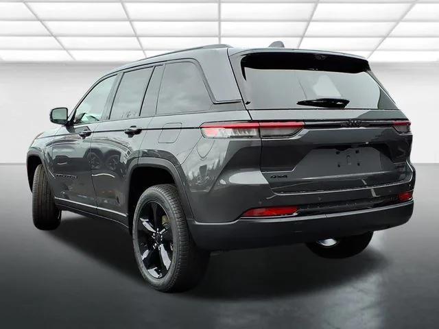 new 2025 Jeep Grand Cherokee car, priced at $48,410