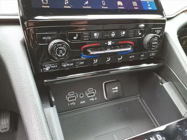 new 2025 Jeep Grand Cherokee car, priced at $48,410