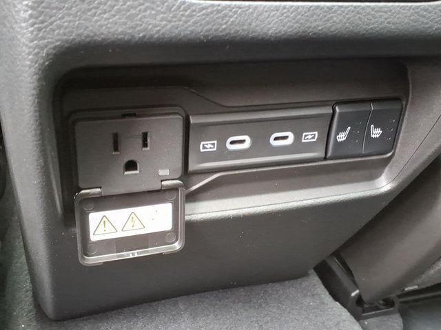 new 2026 Jeep Grand Cherokee car, priced at $42,485