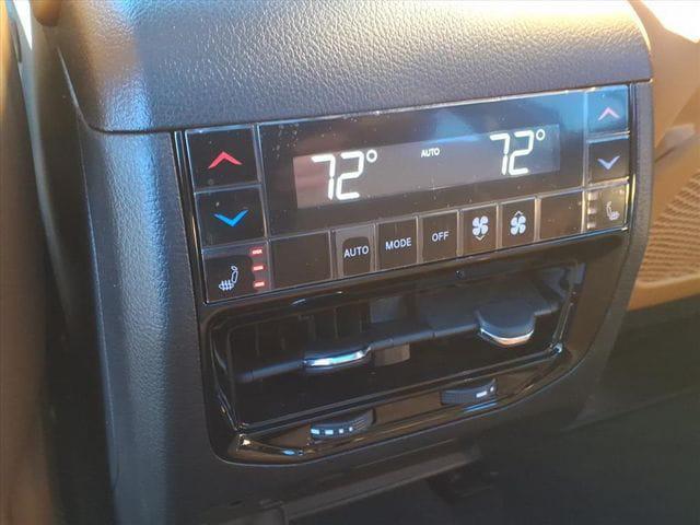 new 2025 Jeep Grand Cherokee car, priced at $60,425