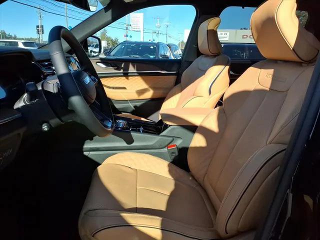 new 2025 Jeep Grand Cherokee car, priced at $60,425