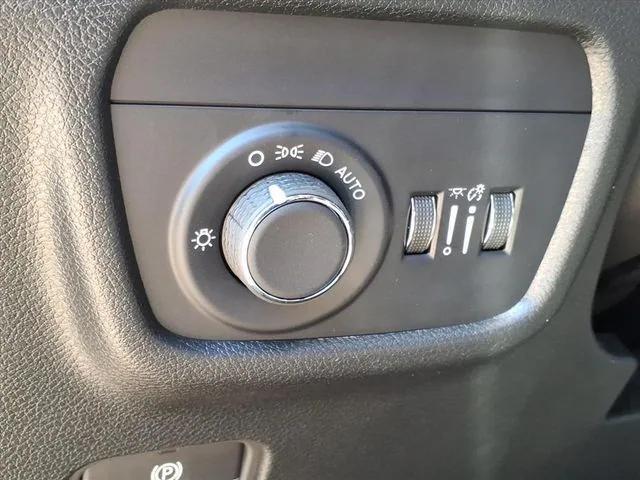 new 2025 Jeep Grand Cherokee L car, priced at $42,375