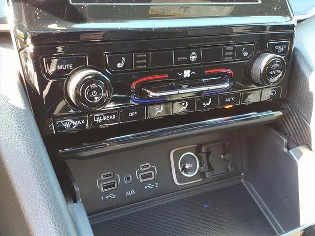 new 2025 Jeep Grand Cherokee L car, priced at $42,375